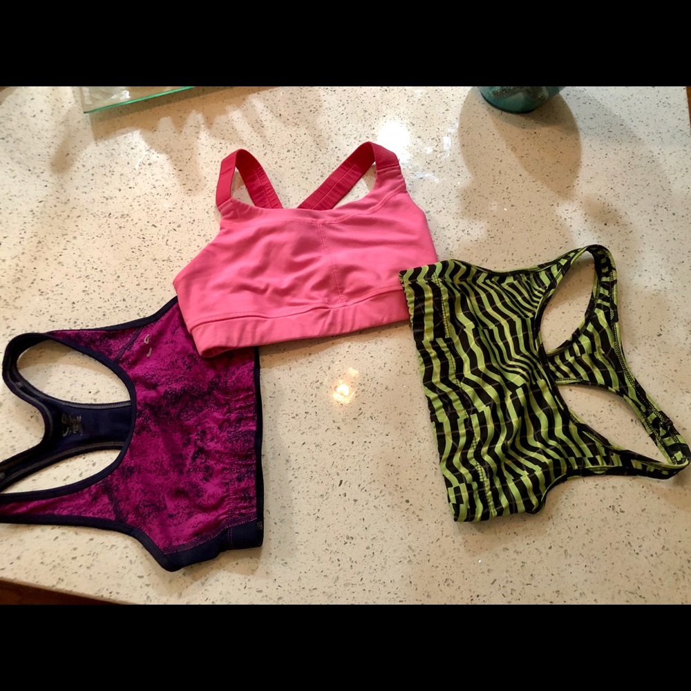 LOT of 3 sports bras 💚🖤💗💜 Champion